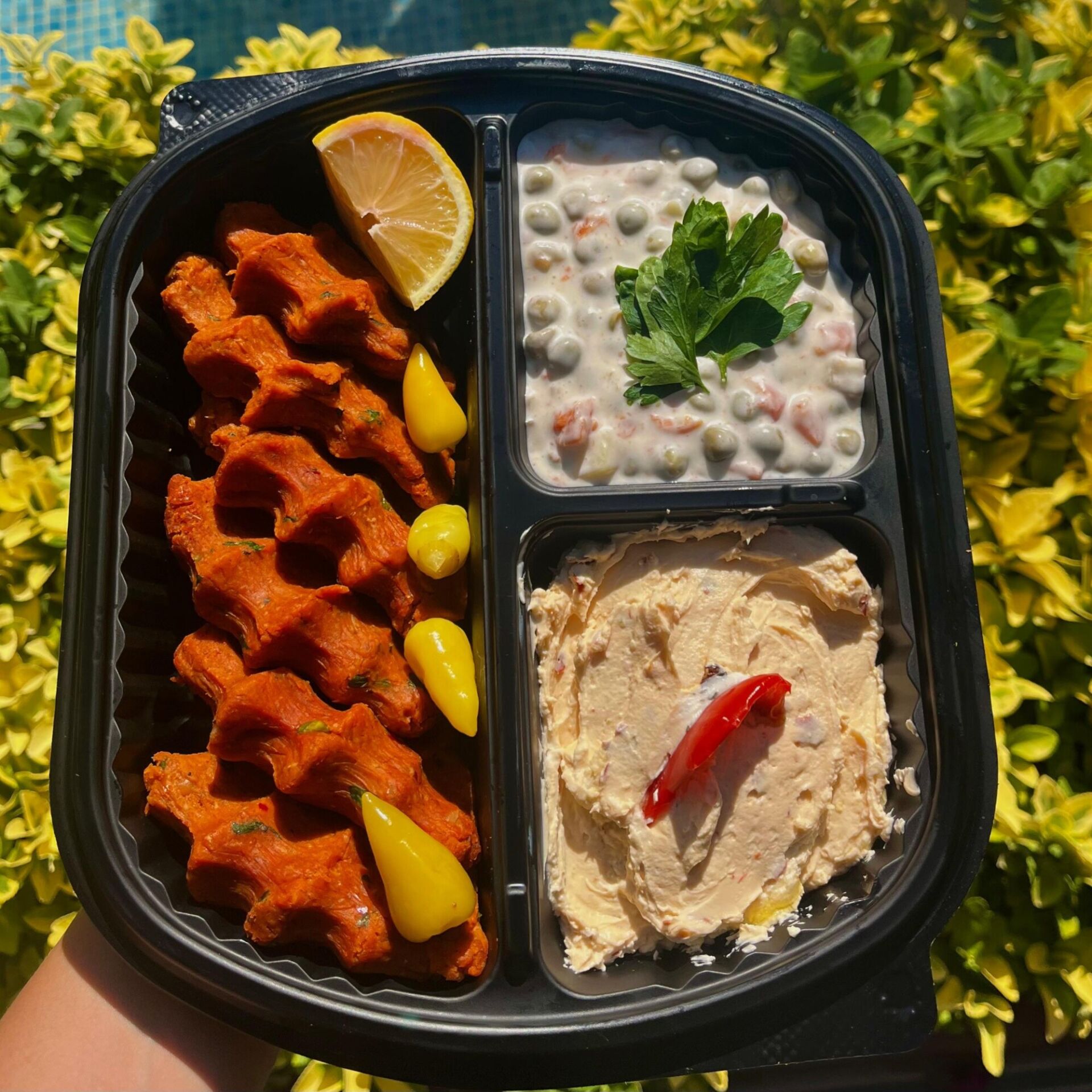 Mercimek Köftesi Menüsü