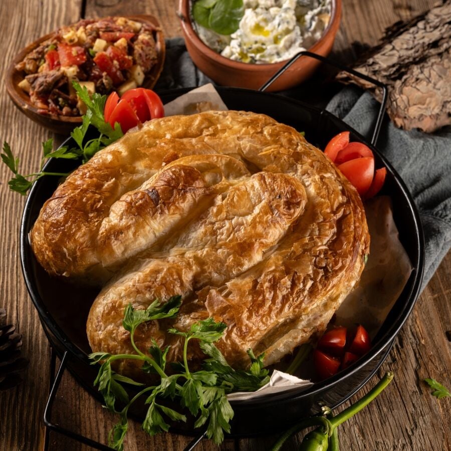El Açma Etli Börek