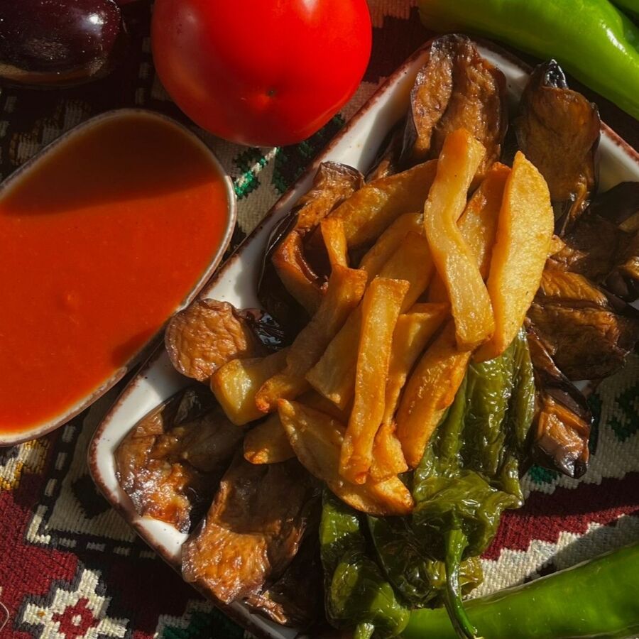 Soslu Karışık Kızartma